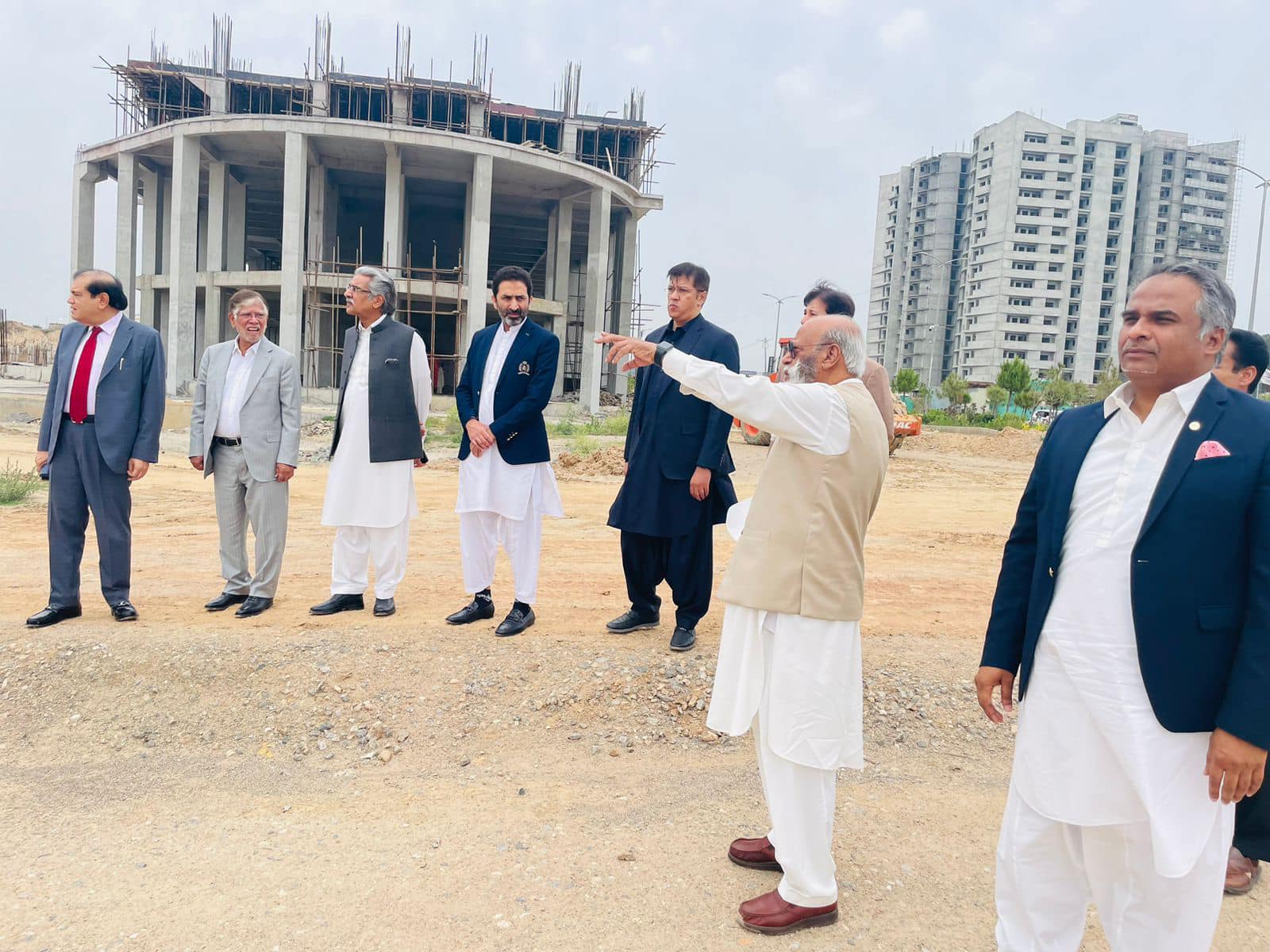 Delegation of renowned businessmen of Pakistan at Lakeshore Site.
